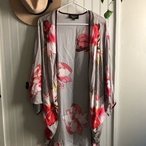 Feathers by Tolani Floral Kimono